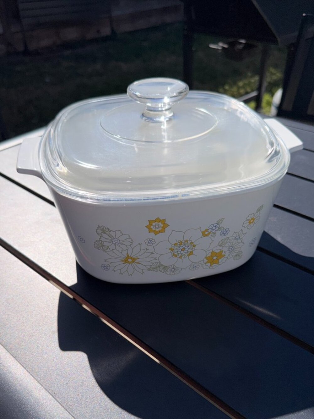 Vtg. CorningWare Floral Bouquet 3Qt.Casserole Dish w/Lid